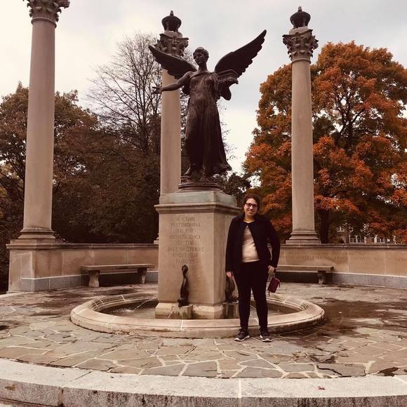 Meet your Posher, Sarah - Picture 1 of 1